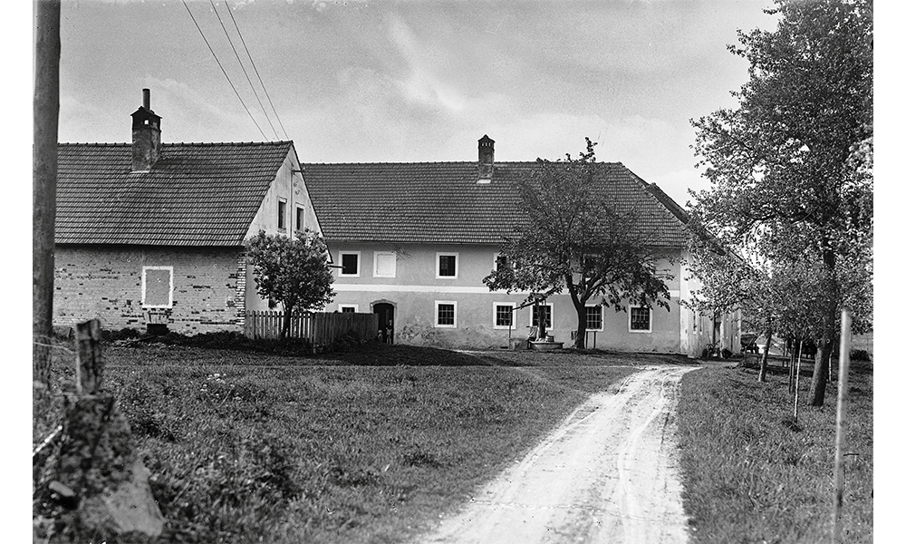 Roithmayer Haus in St. Martin  um 1938, in der Nähe der Zauner-Mühle. SCHMOIGER. Foto Haider