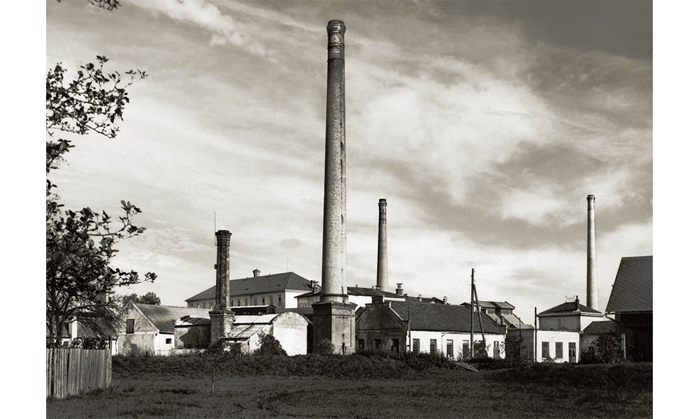 Gebrüder ENDERLIN AG, Zeug-Druckerei, eine Art Blaudruck, um 1935. War der größte Trauner Betrieb undbefand sich in der Bahnhofstraße. Foto Haider